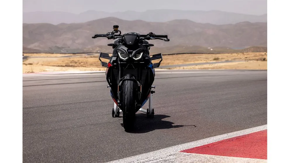 BMW M 1000 R - Görsel 4