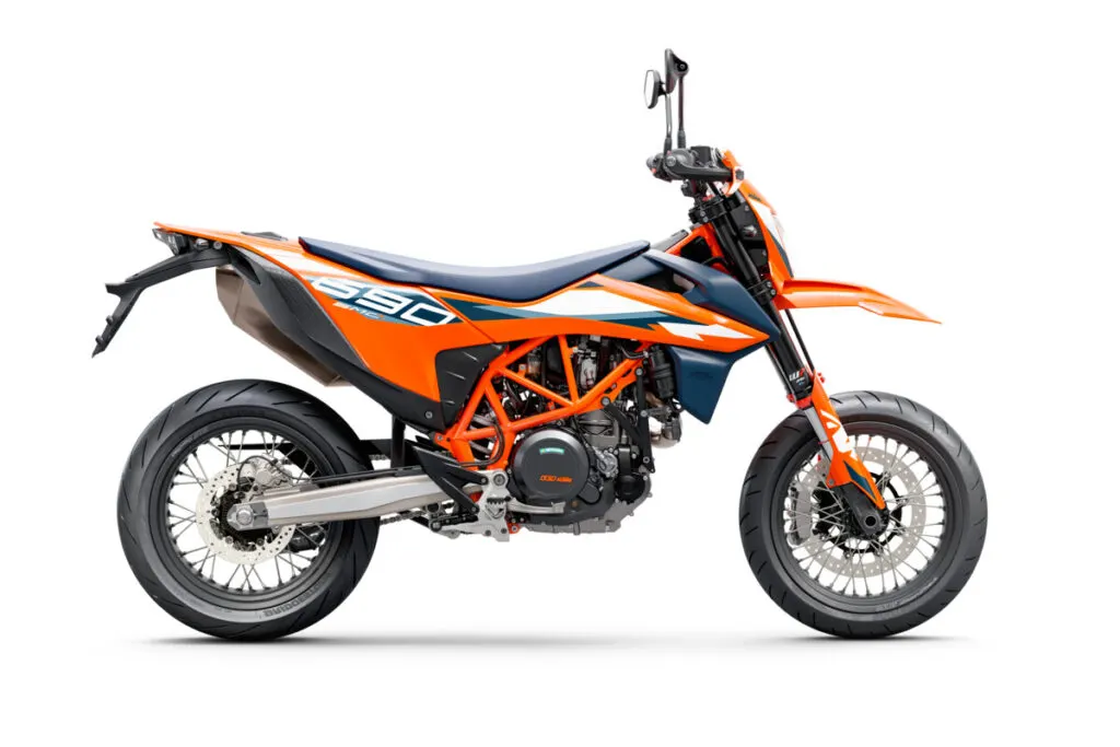690 SMC R