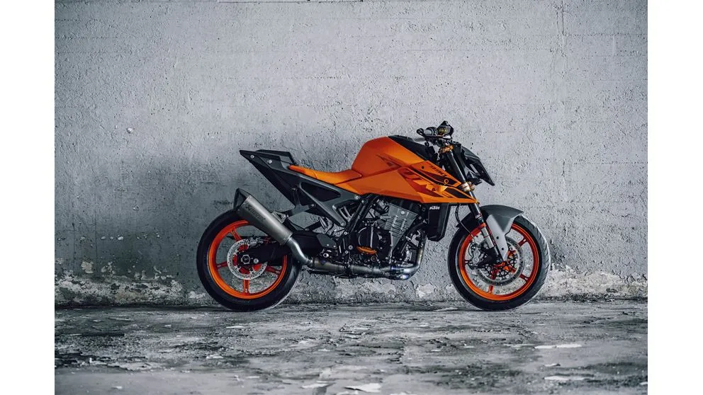KTM 990 Duke - Görsel 3